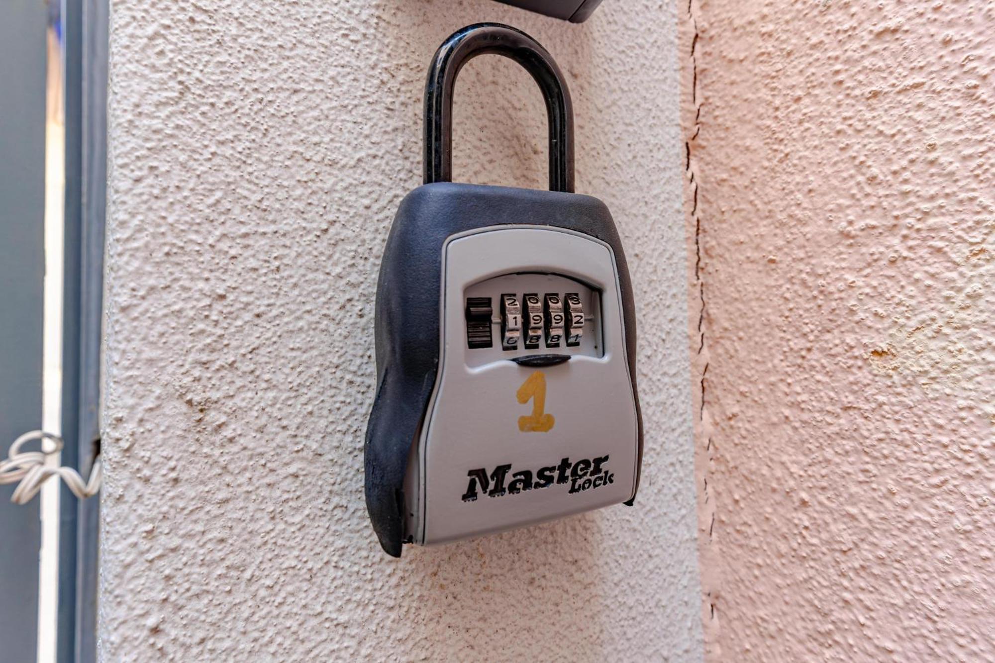 Modern Graca 1 *